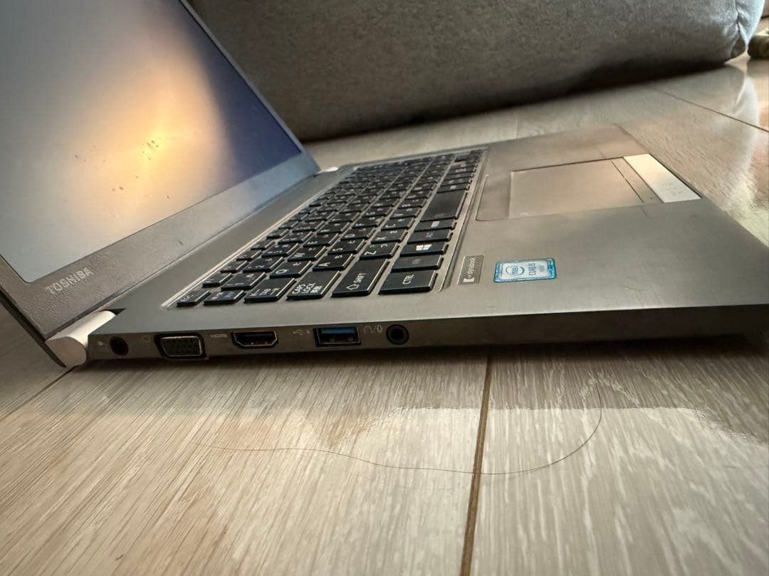 東芝 Dynabook R63/B 6世代 i5 8GB SSD128GB