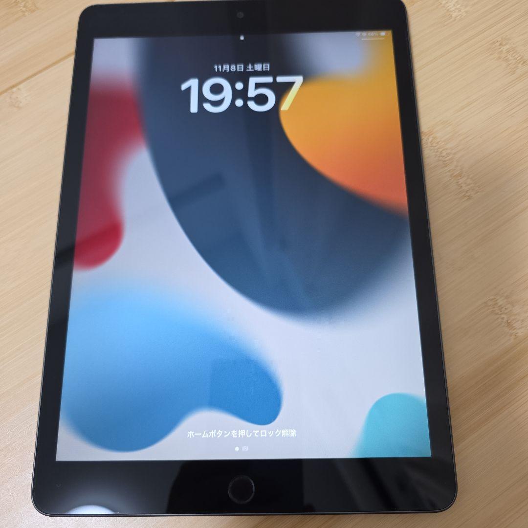 【第9世代】Apple iPad 10.2インチ スペースグレー 本体