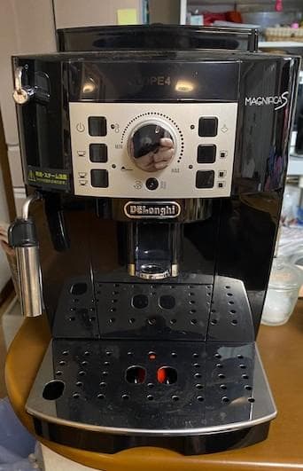 De'Longhi 全自動エスプレッソマシンECAM22112B　５月8日購入