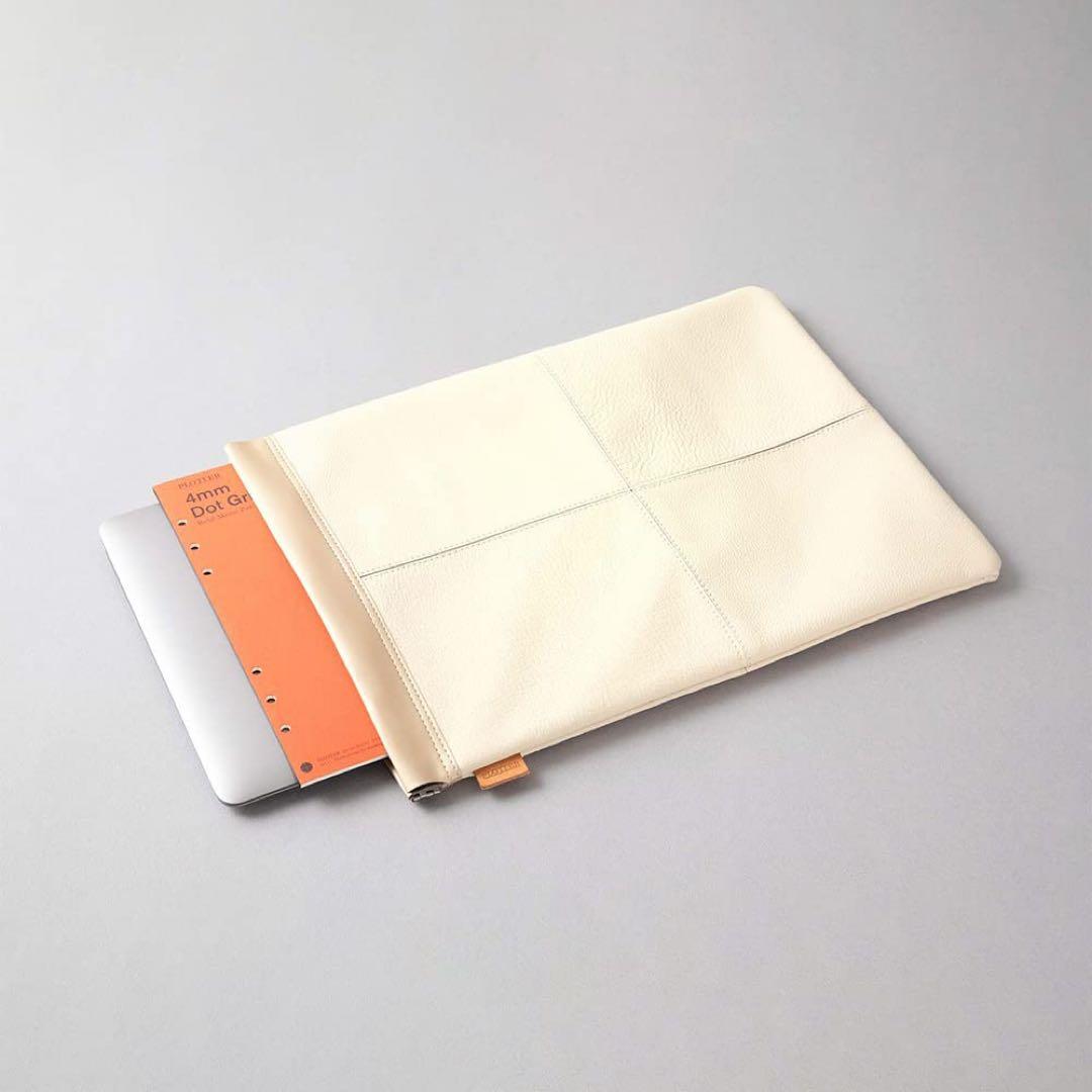 【新品未使用】PLOTTER スリムレザースリーブ A4サイズ アイボリー
