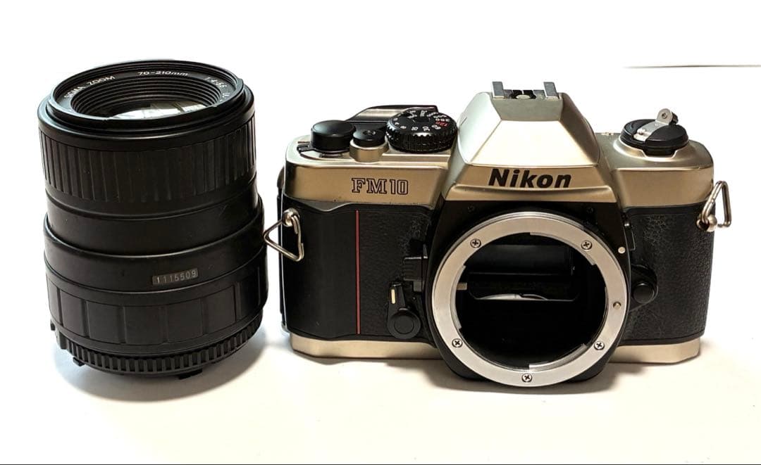 Nikon FM10 フィルム一眼レフカメラ レンズセット