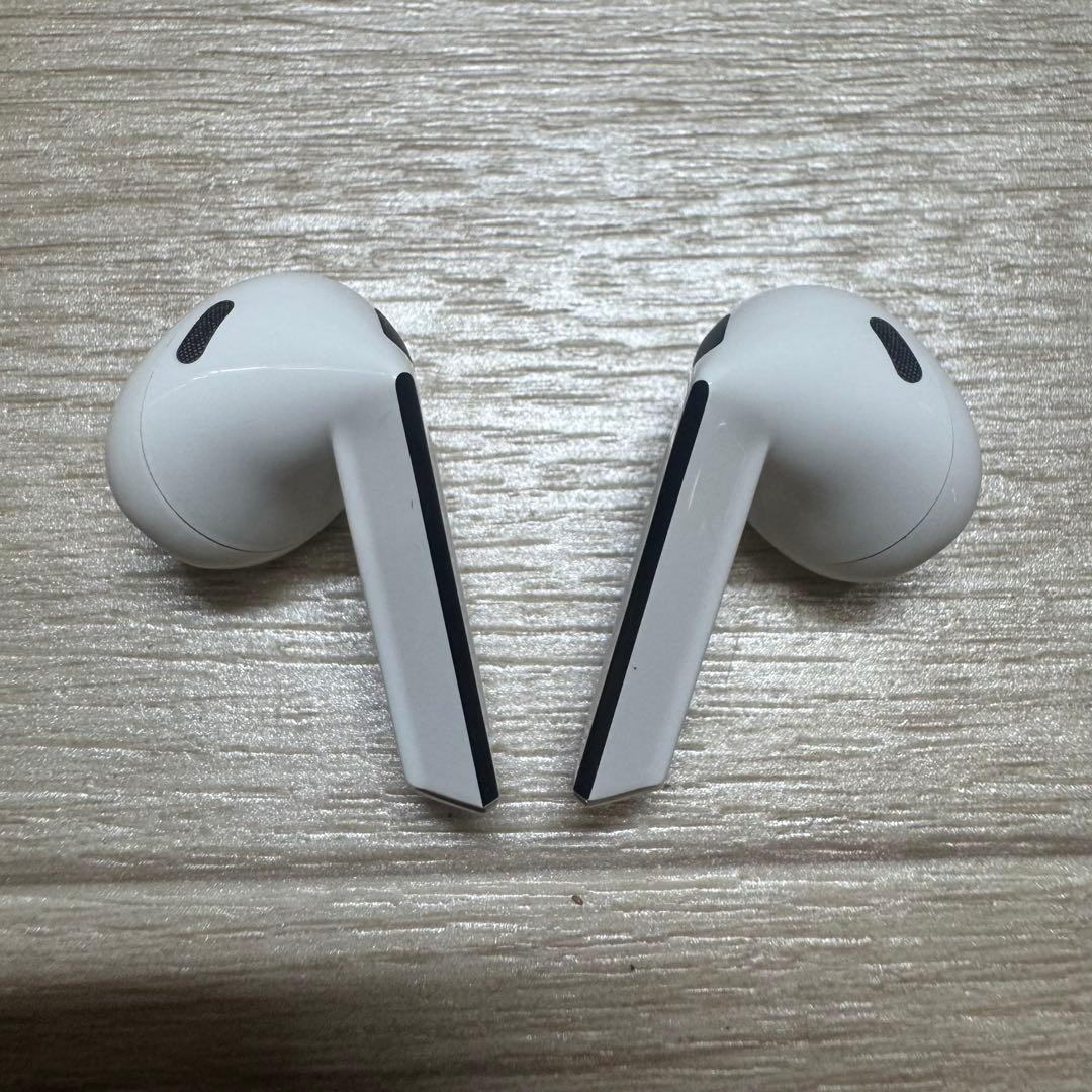 Samsung Galaxy Buds3 ワイヤレスイヤホン　中古