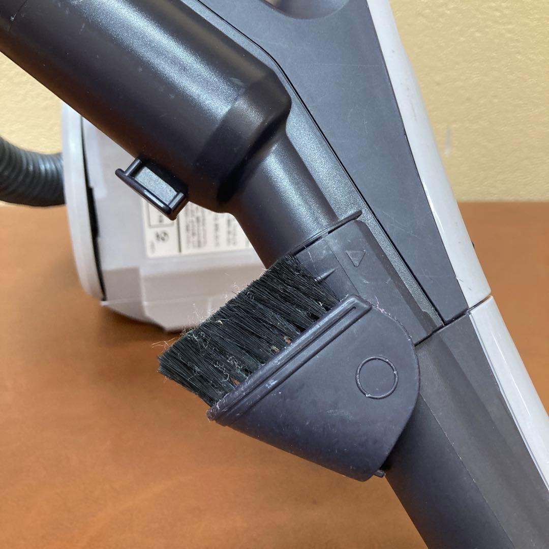 SHARP シャープ　サイクロン掃除機 EC-P8X-P 2018年製