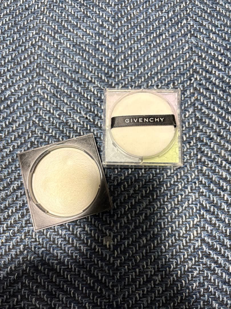 Givenchy ルースパウダー