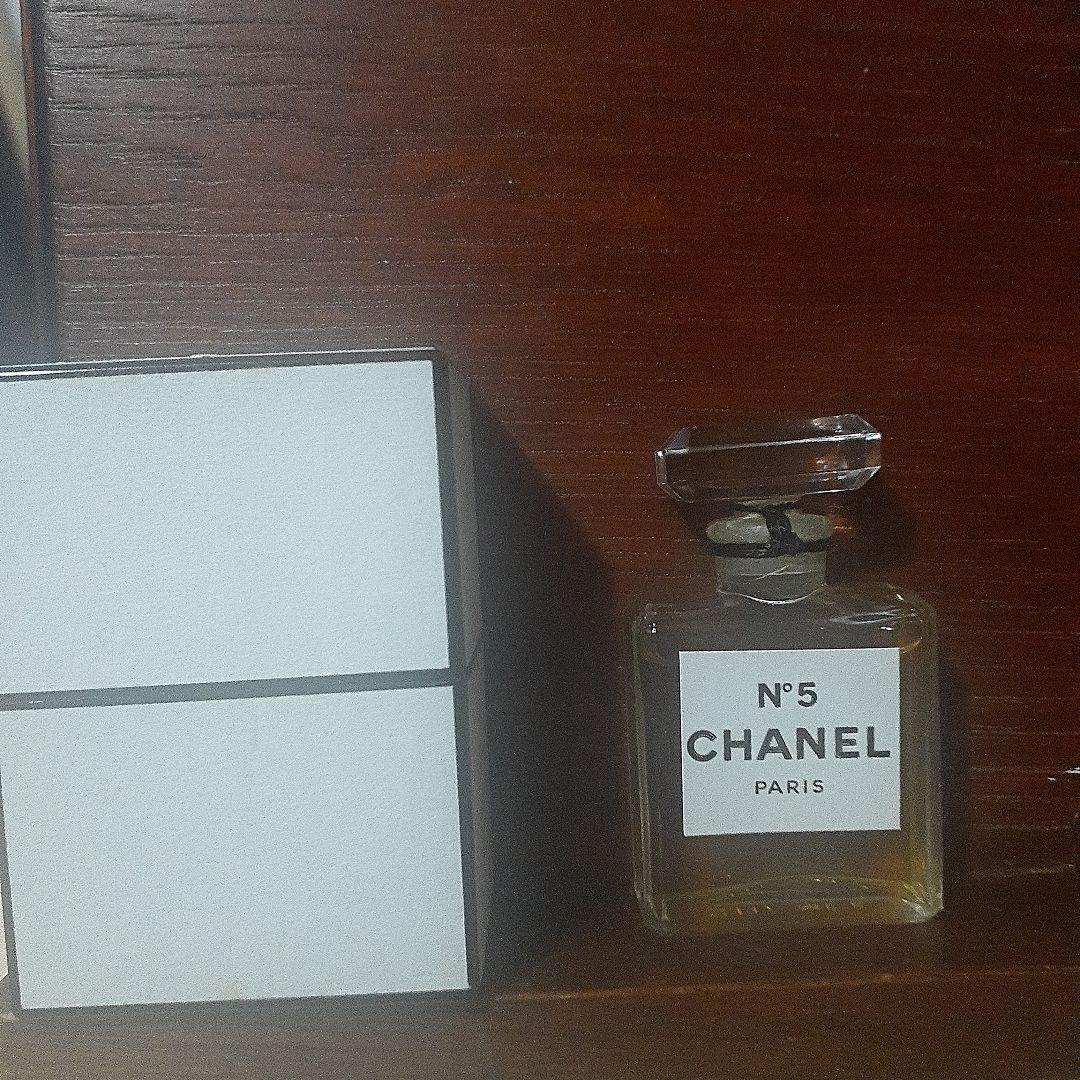 T.T.P.M. Extrait & Chanel No. 5 香水セット