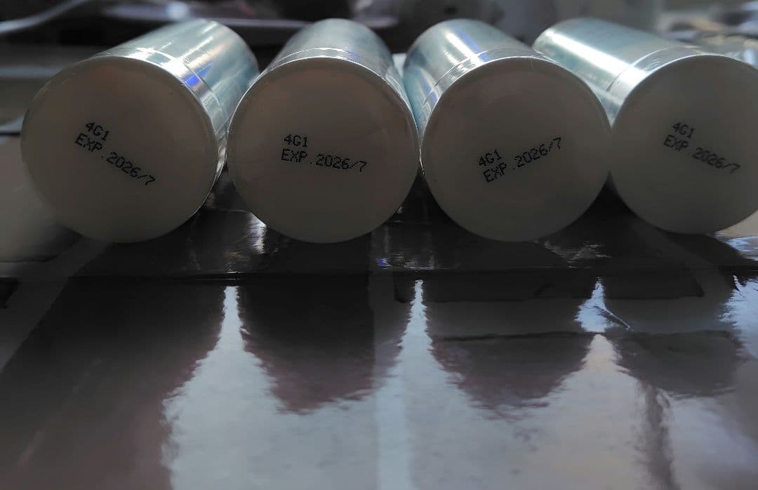 モアモット　フムスキンウォーター　120ｍｌ✕4本　付け替えスプレーヘッド付き