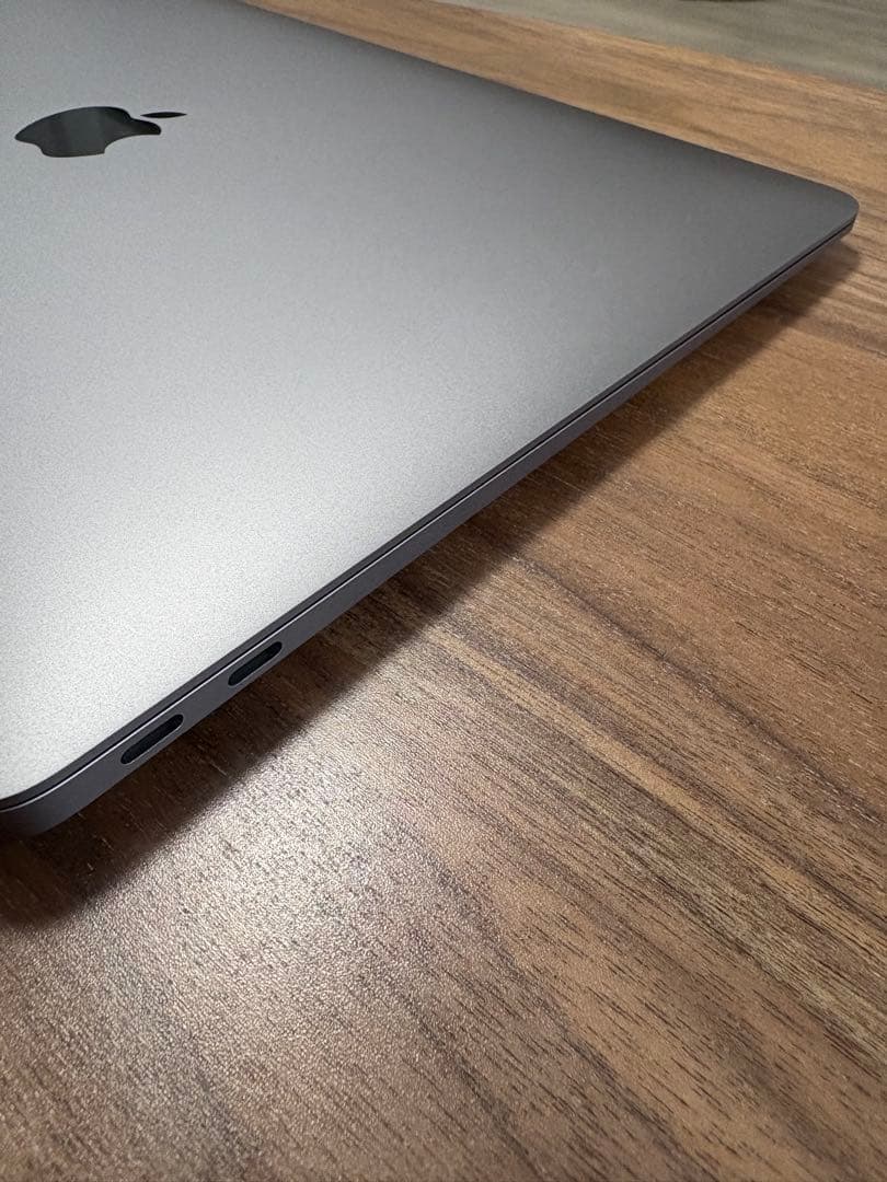 Macbook Air Retina 2020 Core i5 13インチ