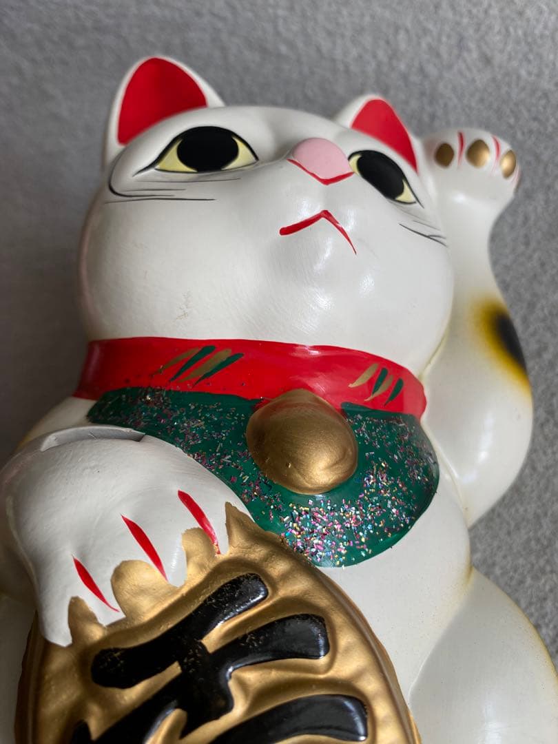 招き猫・約6号（高さ19.5cm）