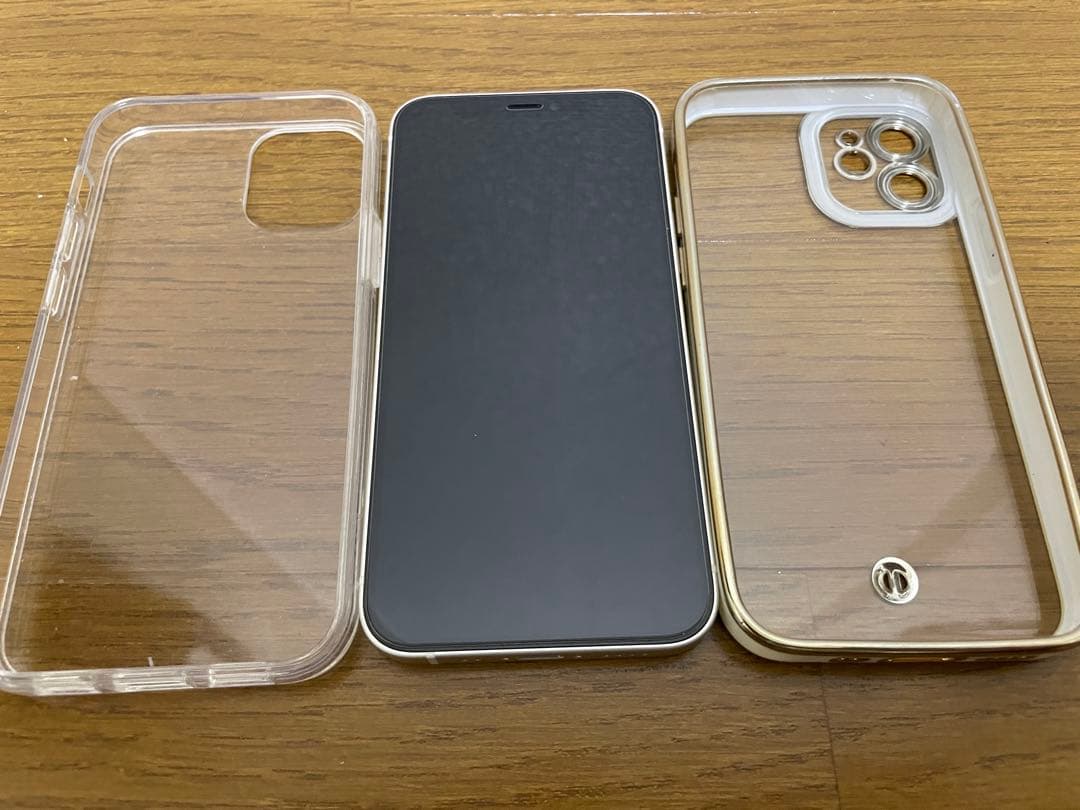 Apple iPhone 12 mini ホワイト 本体とケース２つ（おまけ）
