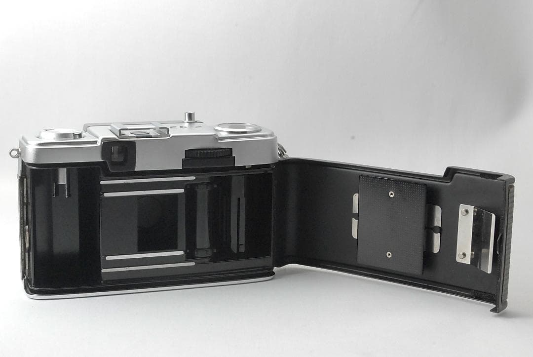オリンパス OLYMPUS-PEN EE-2 ハーフサイズフィルムカメラ
