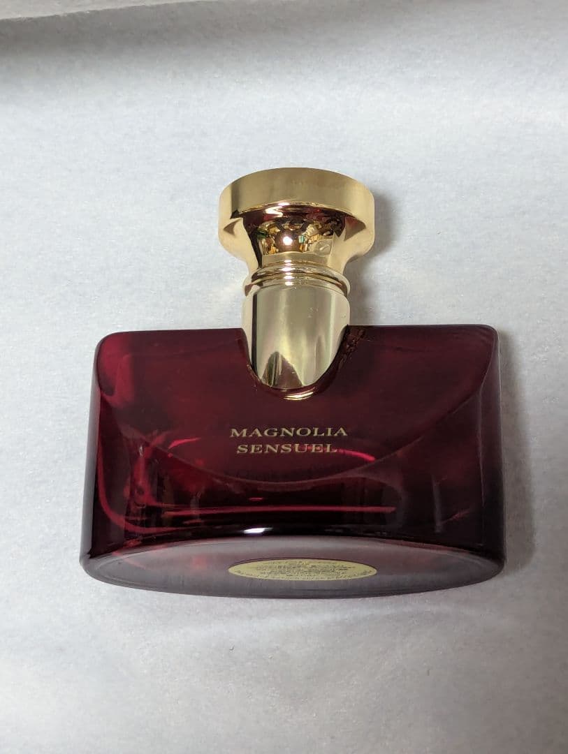 ブルガリスプレンディダマグノリアセンシュアルオードパルファム50ml