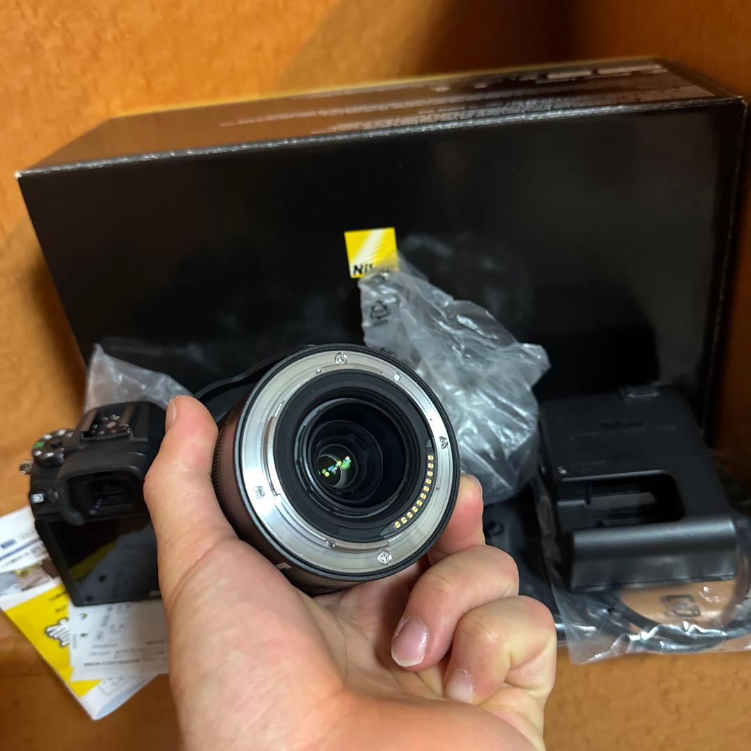 (美品)Nikon Z 6iiミラーレス一眼カメラ 24-70mmレンズ付き