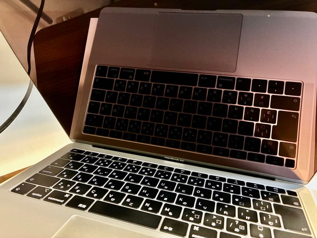 MacBook本体 MacBook Air Retina 13 inch 16GB 256GB