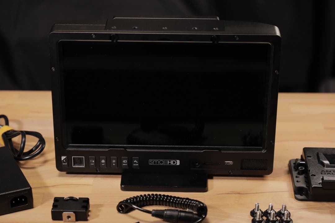 その他 SMALLHD 1303