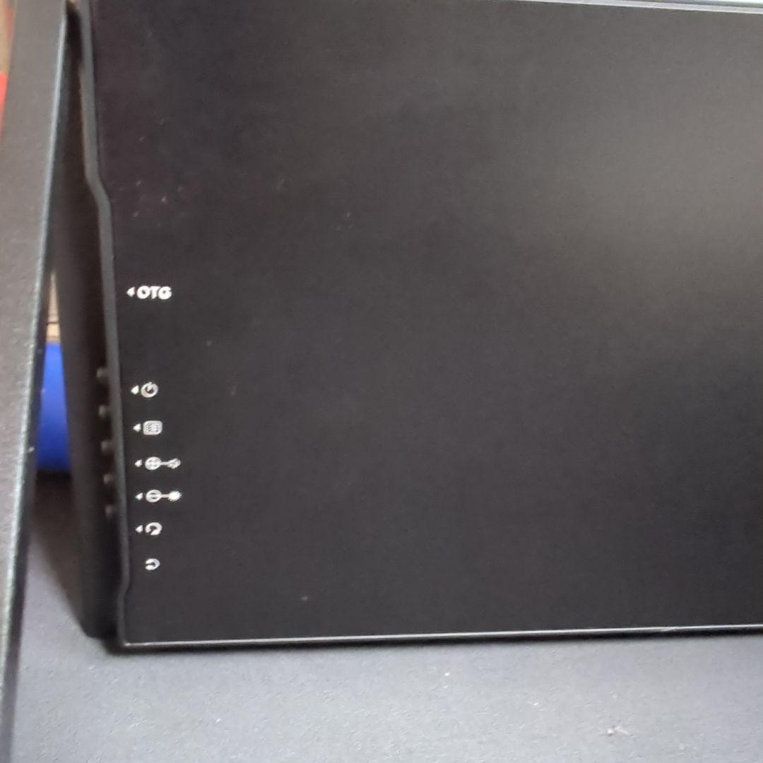 18.5型 ポータブルモニター VESA対応