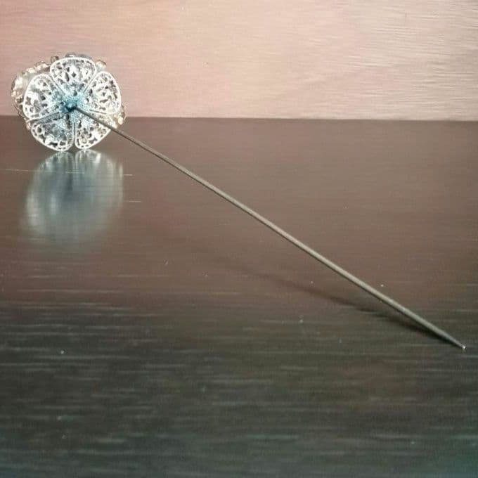 アンティーク・ハットピン③　金属ラインストーン頭部　長さ22cm