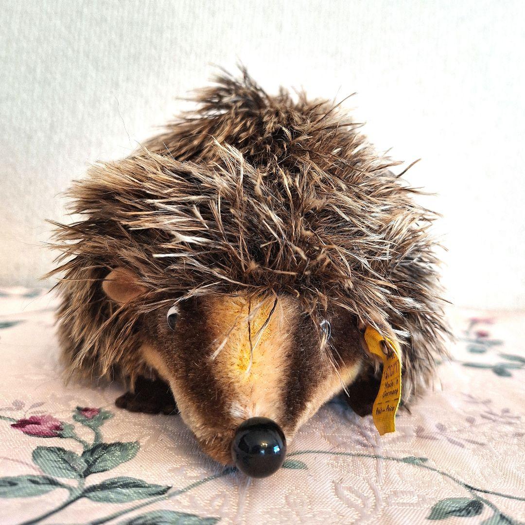 【シュタイフ社製】ハリネズミぬいぐるみのジョギー