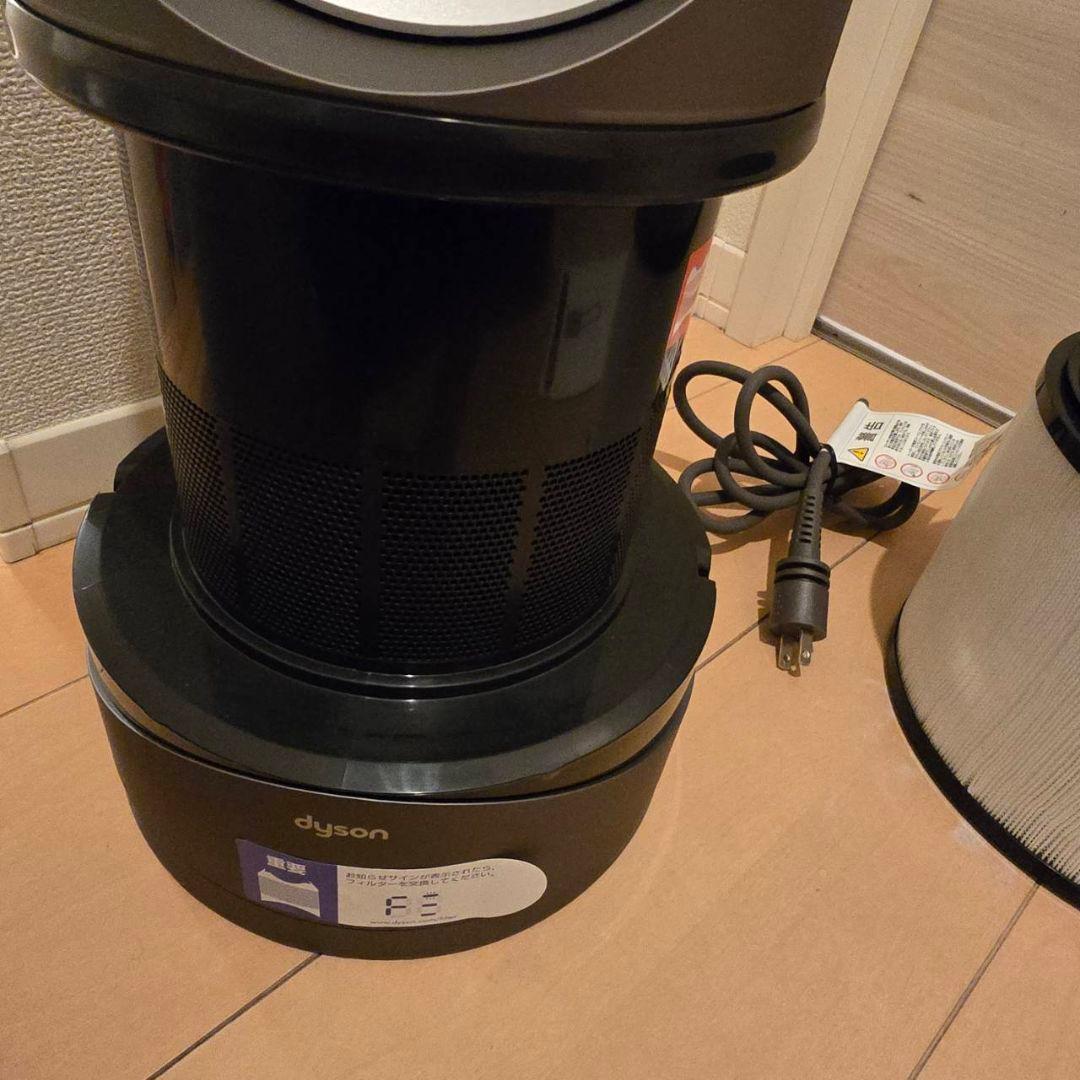 2024年最新モデルDyson 空気清浄機能付ファンヒーターほぼ新品です！