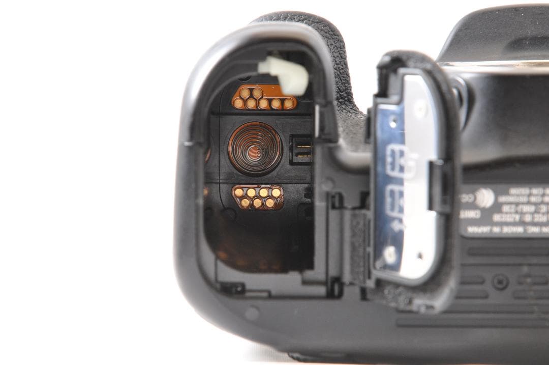 ■ 美品 ■ キャノン　Canon EOS 80D ボディ