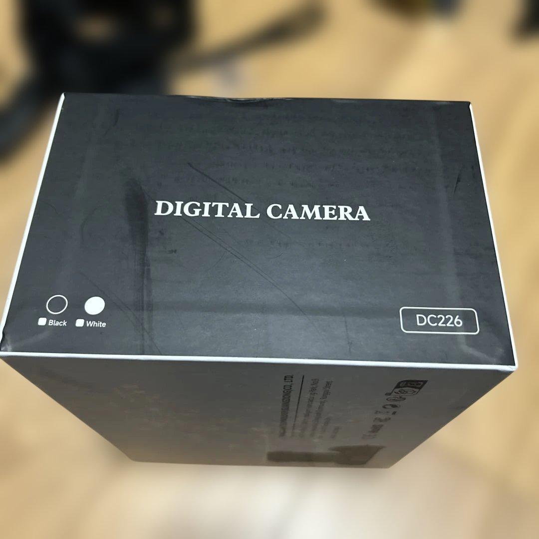 デジタルカメラ　日本正規品