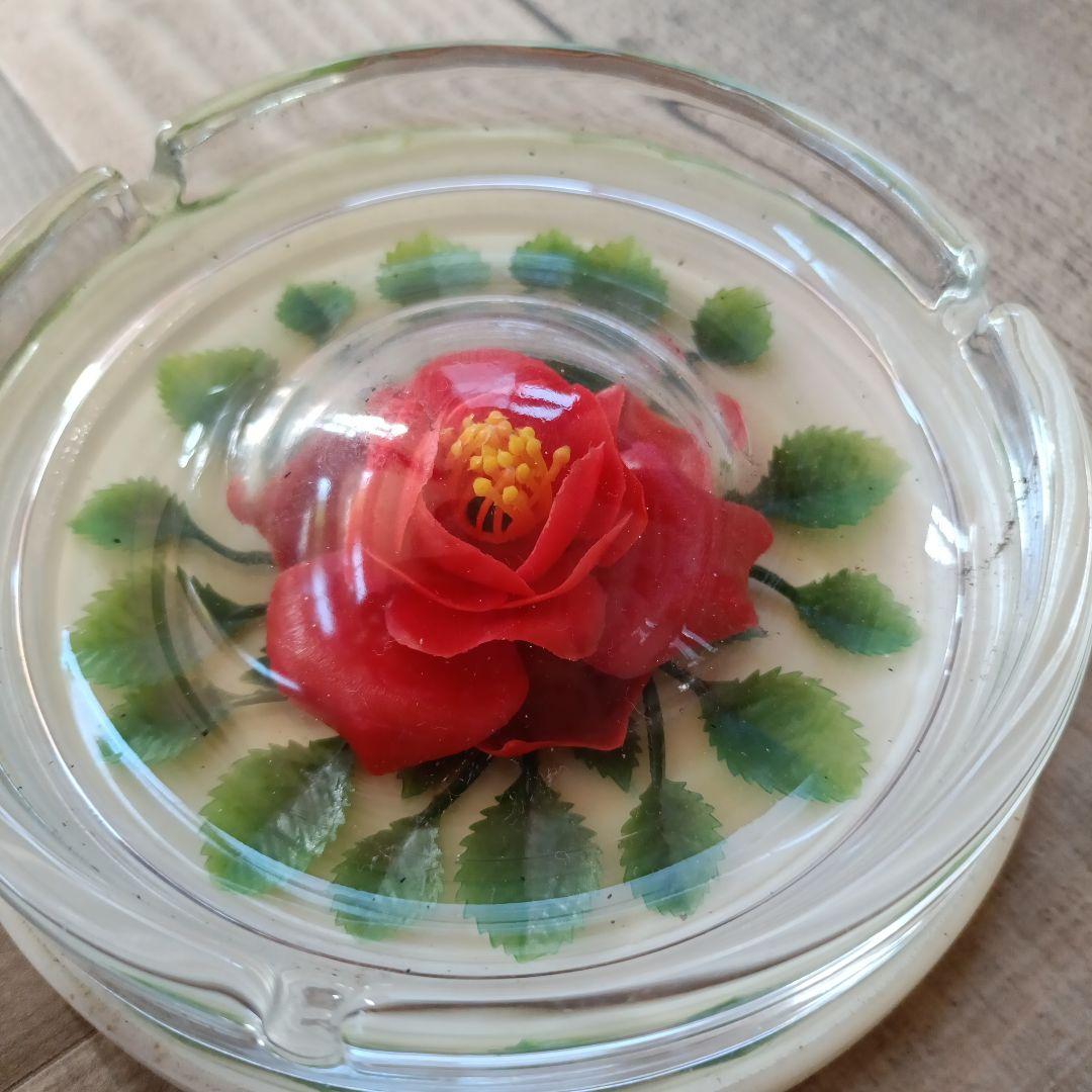 【昭和レトロ】赤色花デザイン ガラス灰皿