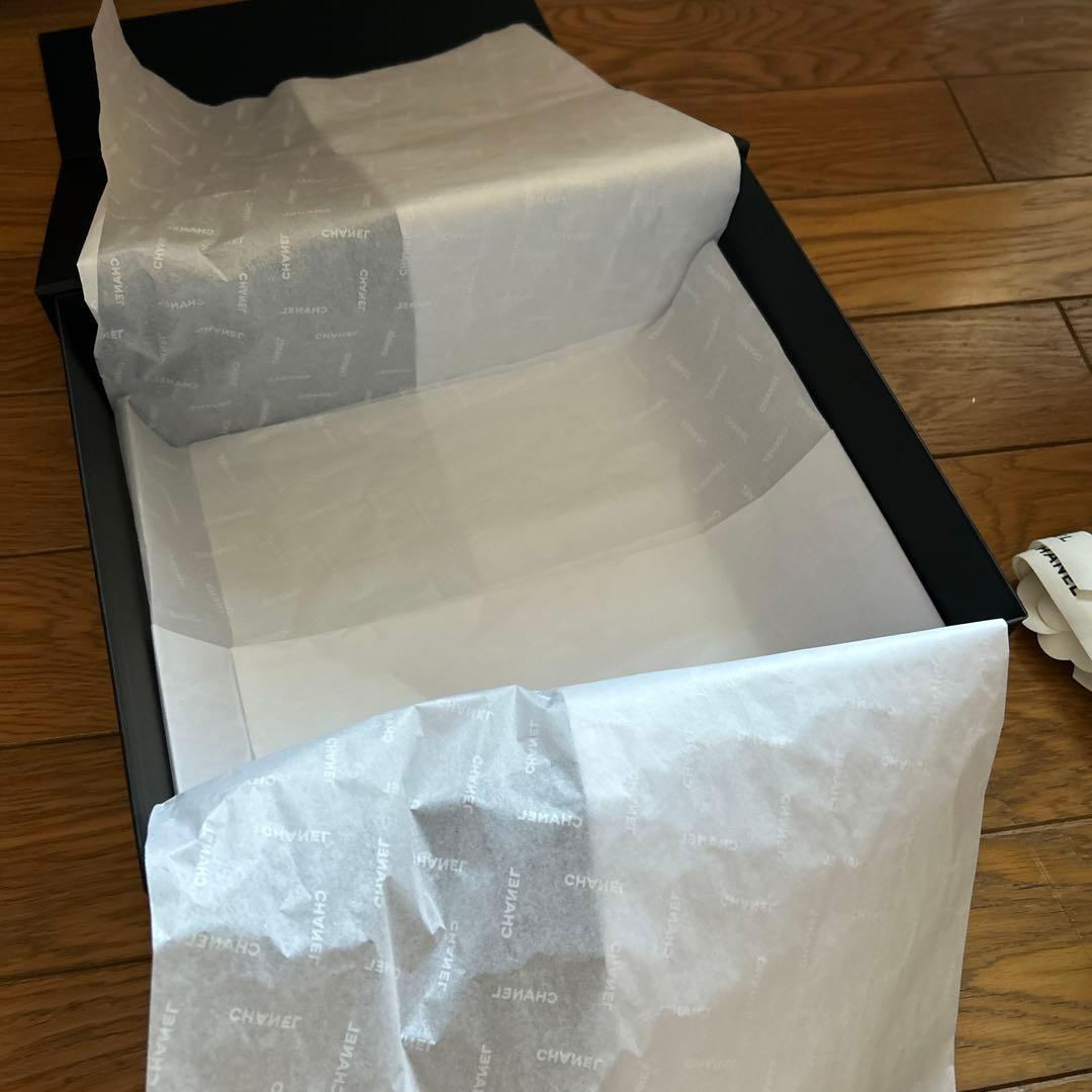 CHANEL シャネル　空箱　マグネット式　リボン