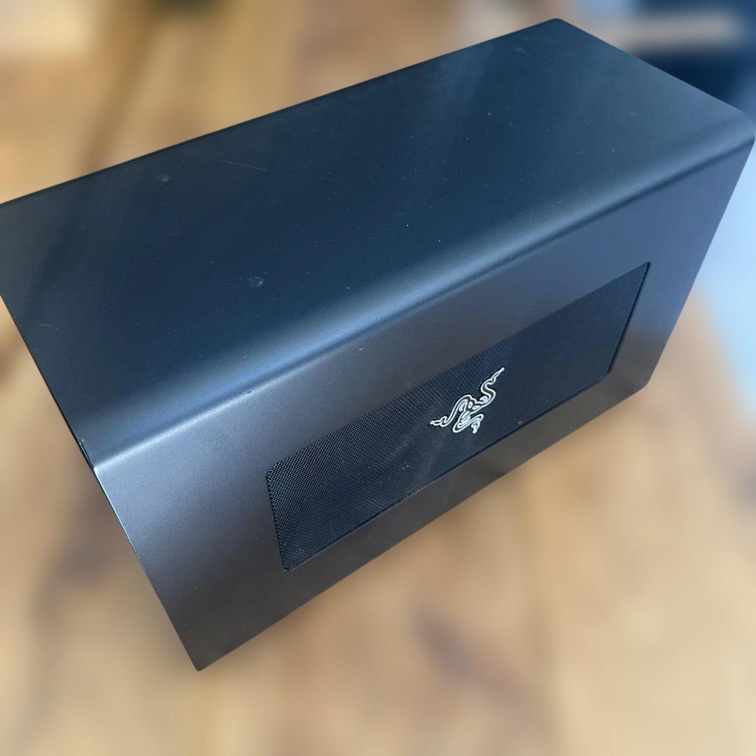 MSI AIR BOOST グラフィックボード + Razer電源　箱無し