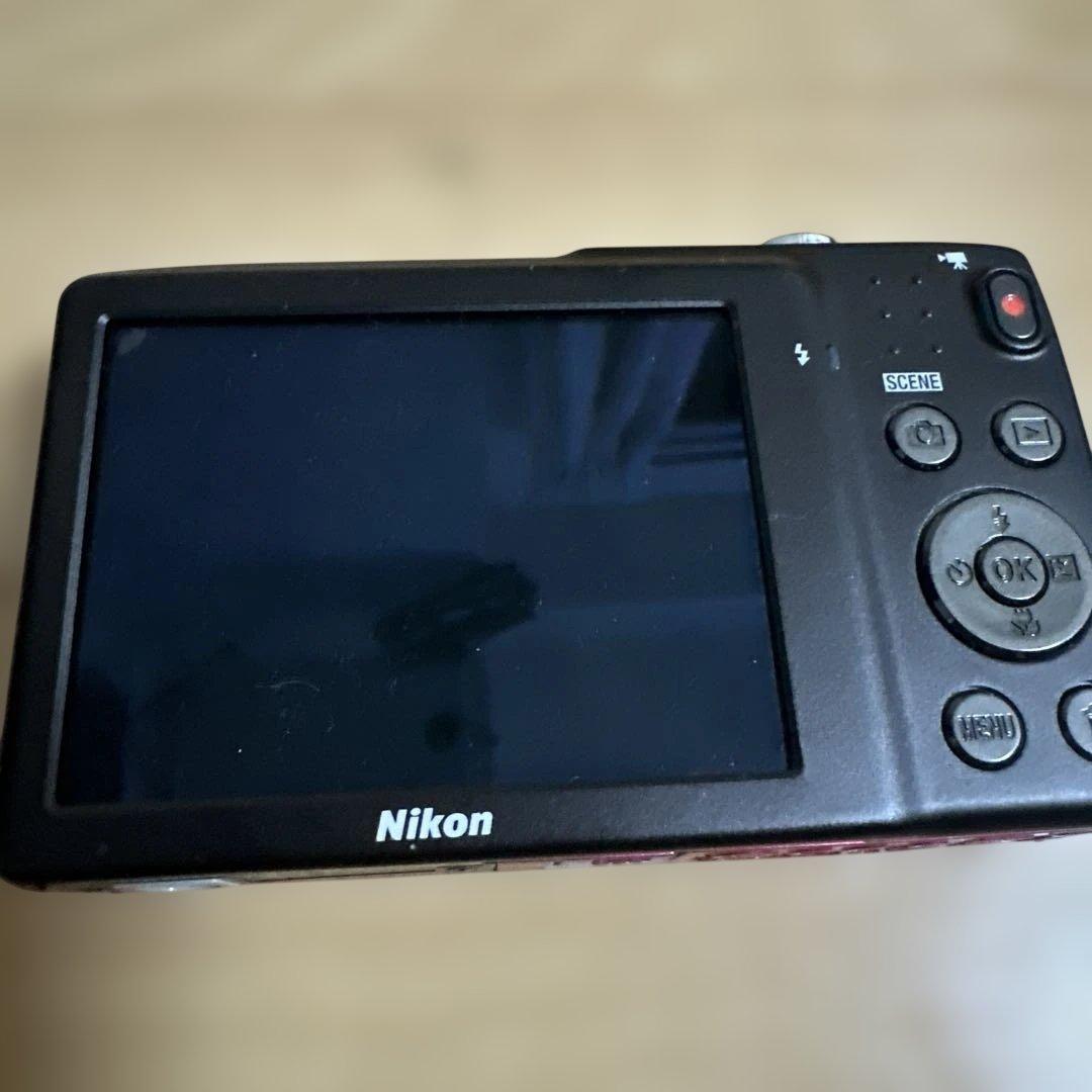 Nikon COOLPIX ピンク カメラ