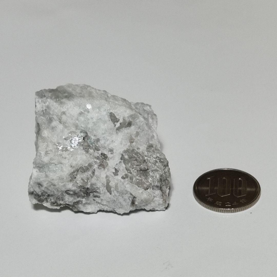 パワーストーン　蛍光鉱物　ウェルネル石　天然石　原石　79g　No.541