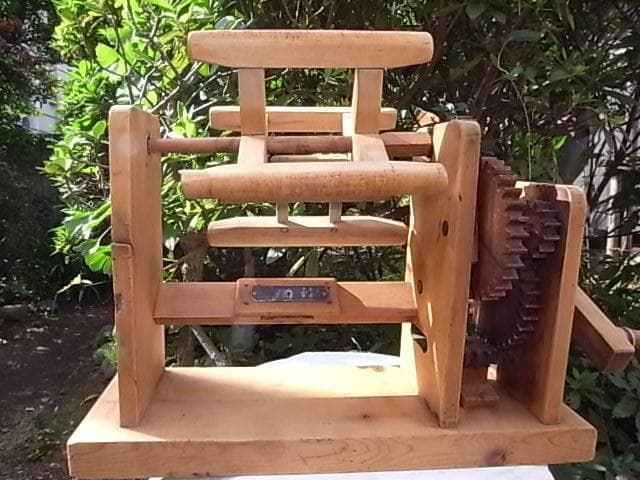 ★ Rare Vintage Spinning Wheel ・糸車・糸紡ぎ機 ★