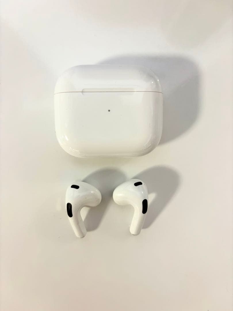 AirPods 第3世代 正規品 動作確認済み ケース付き
