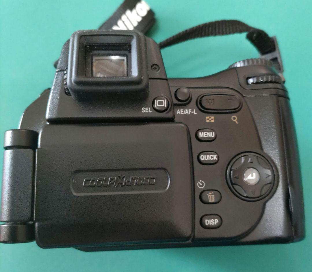 【動作品】Nikon COOLPIX 8800 バッテリー2個、CFカード付