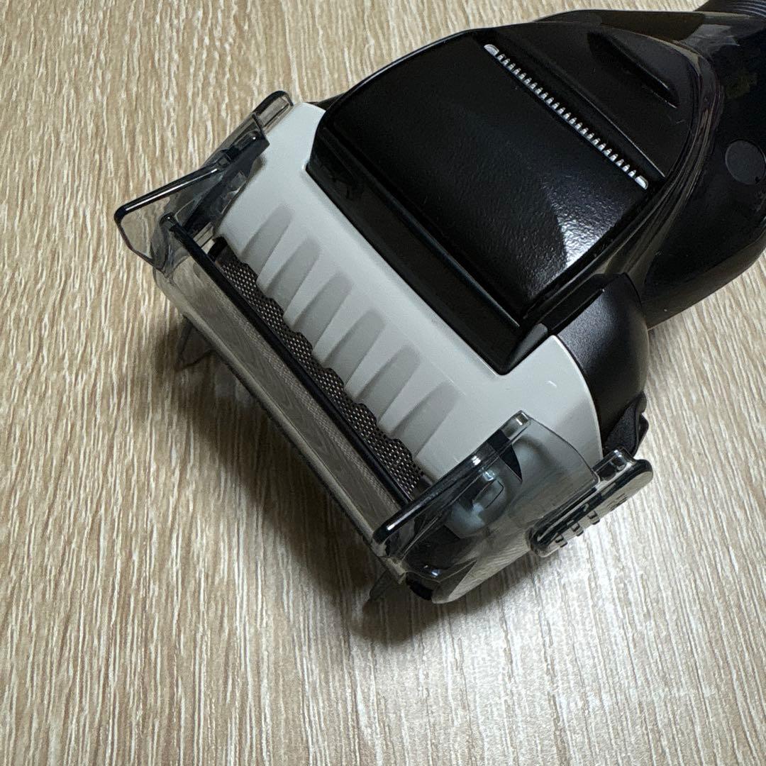 Panasonic ES-CST2S-W 白3枚刃　ラムダッシュ
