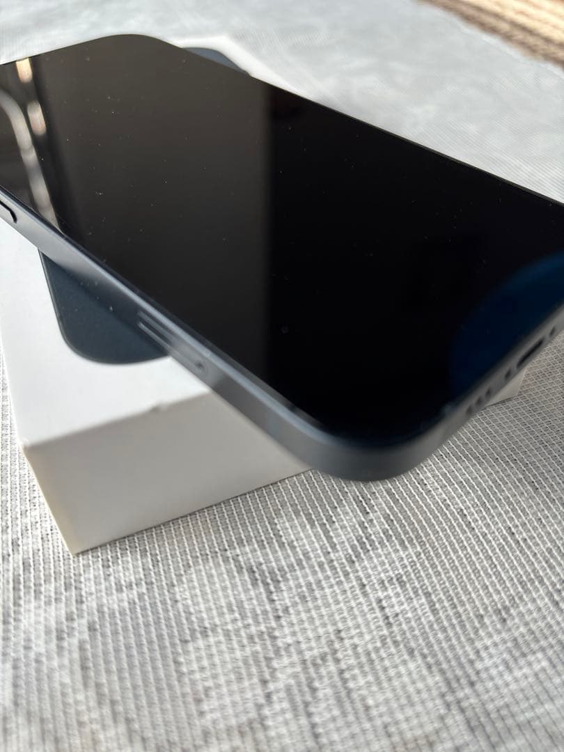 値下げしました　iPhone13 128GB ミッドナイト SIMフリー