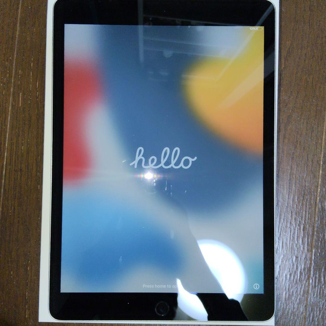 Apple iPad シルバー 未使用