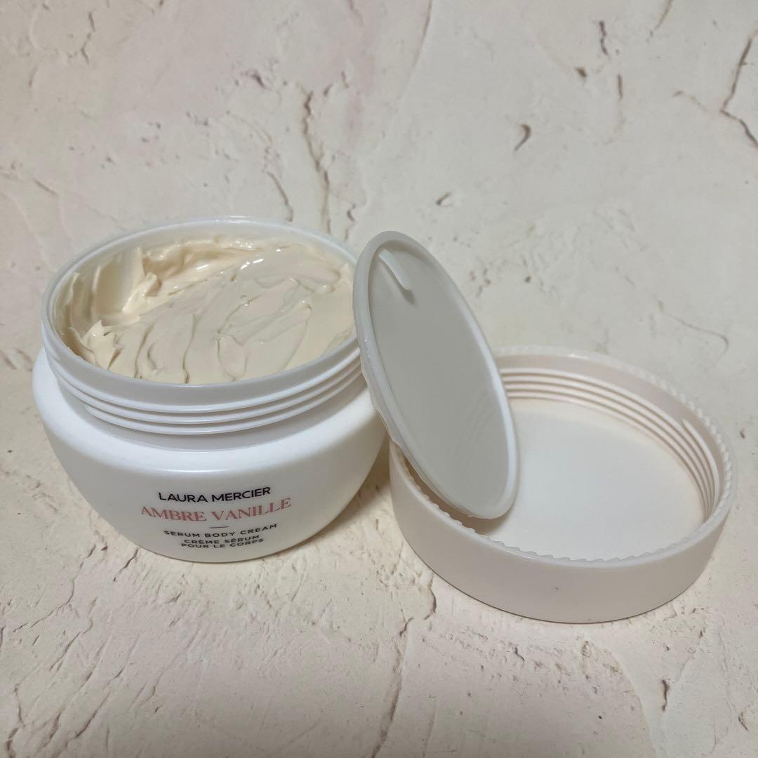 LAURA MERCIER ボディクリーム 100ml アンバーバニラ　9割