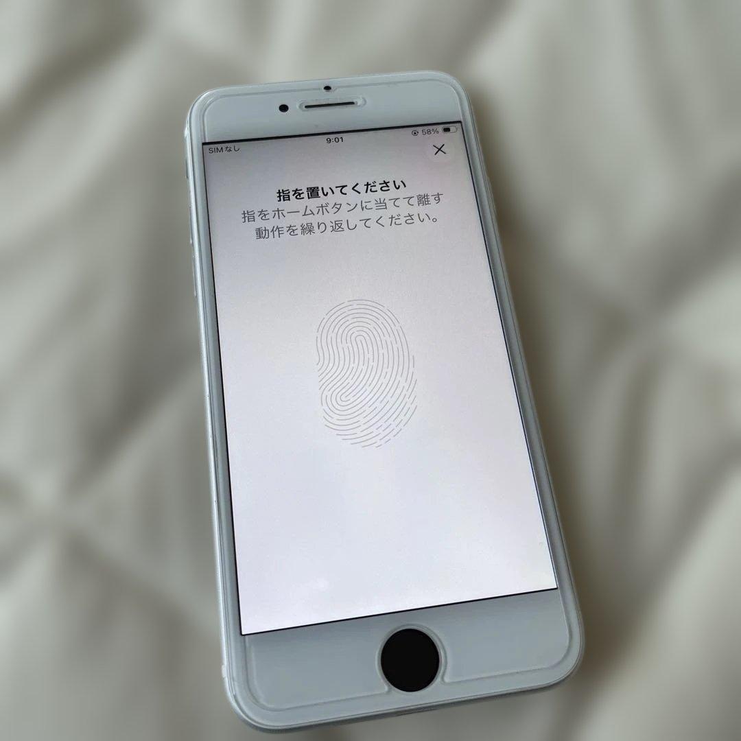 Apple iPhone SE2 本体のみ