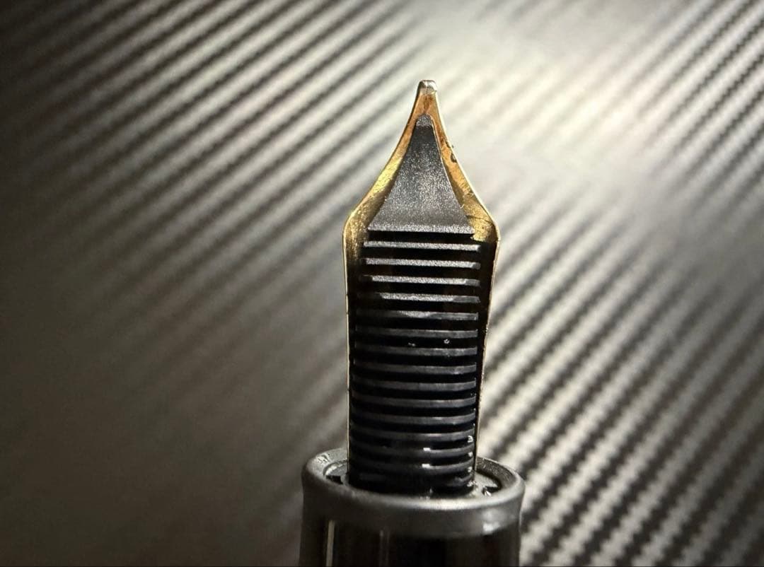 未使用に近い モンブラン マイスターシュテュック 146 中白 B 太字 万年筆