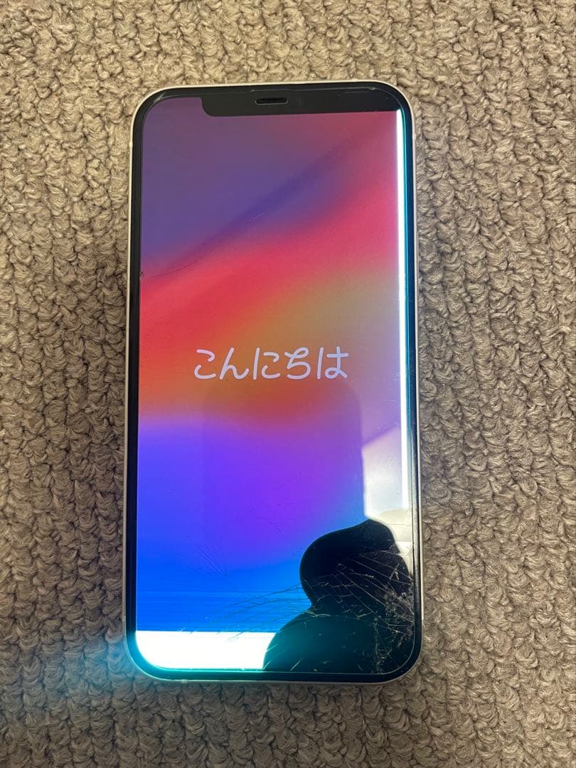 スマートフォン 本体 SIMフリー ひび割れあり　89％