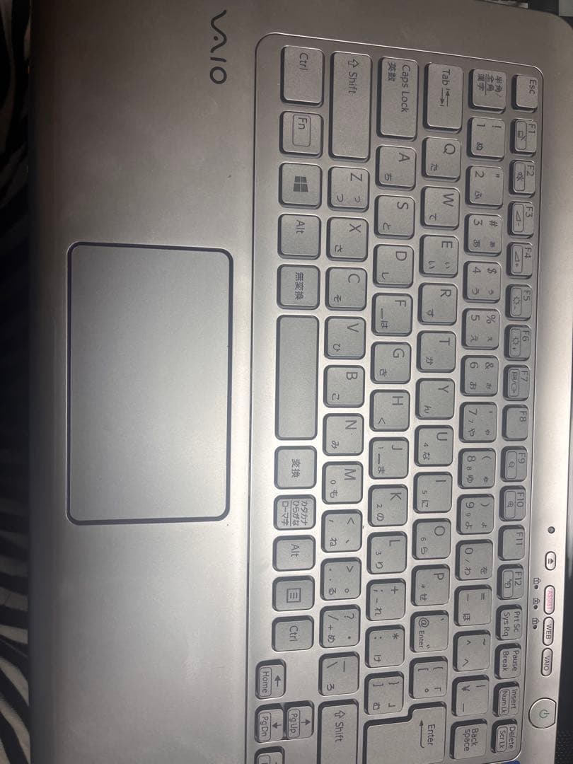 Windowsノート本体 SONY VAIO SVE14AJ13N