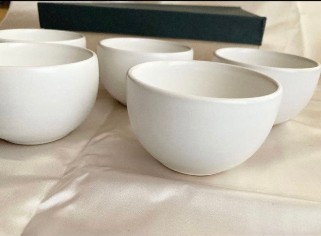 【内田邦夫】希少品白い小鉢 5個セット 未使用品 箱付和食器湯呑みシンプル工芸品