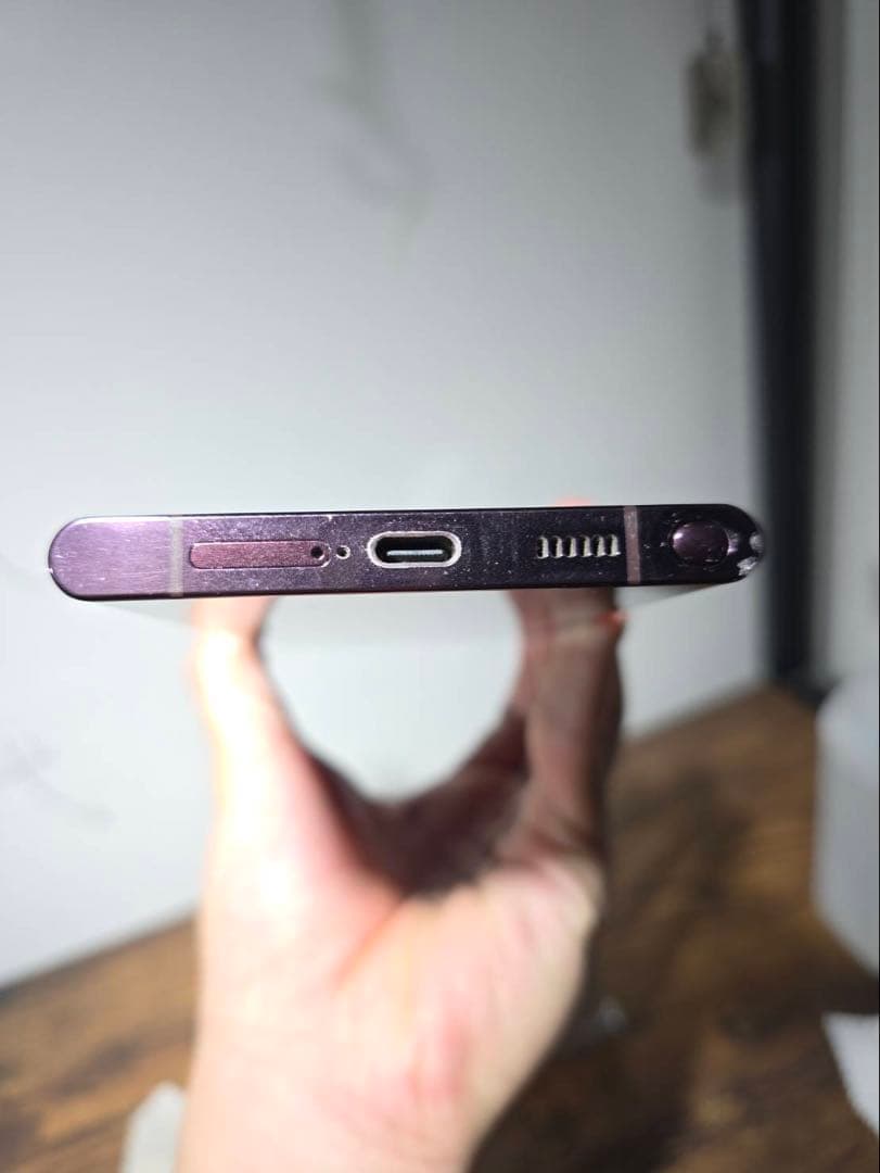 Samsung galaxy s22 ultra バーガンディ海外版(香港)