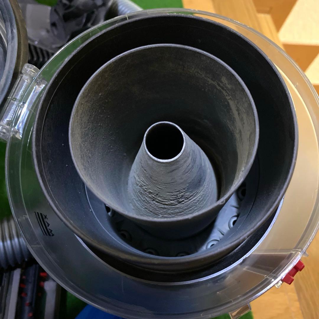 ダイソン　Dyson キャニスター掃除機 DC22