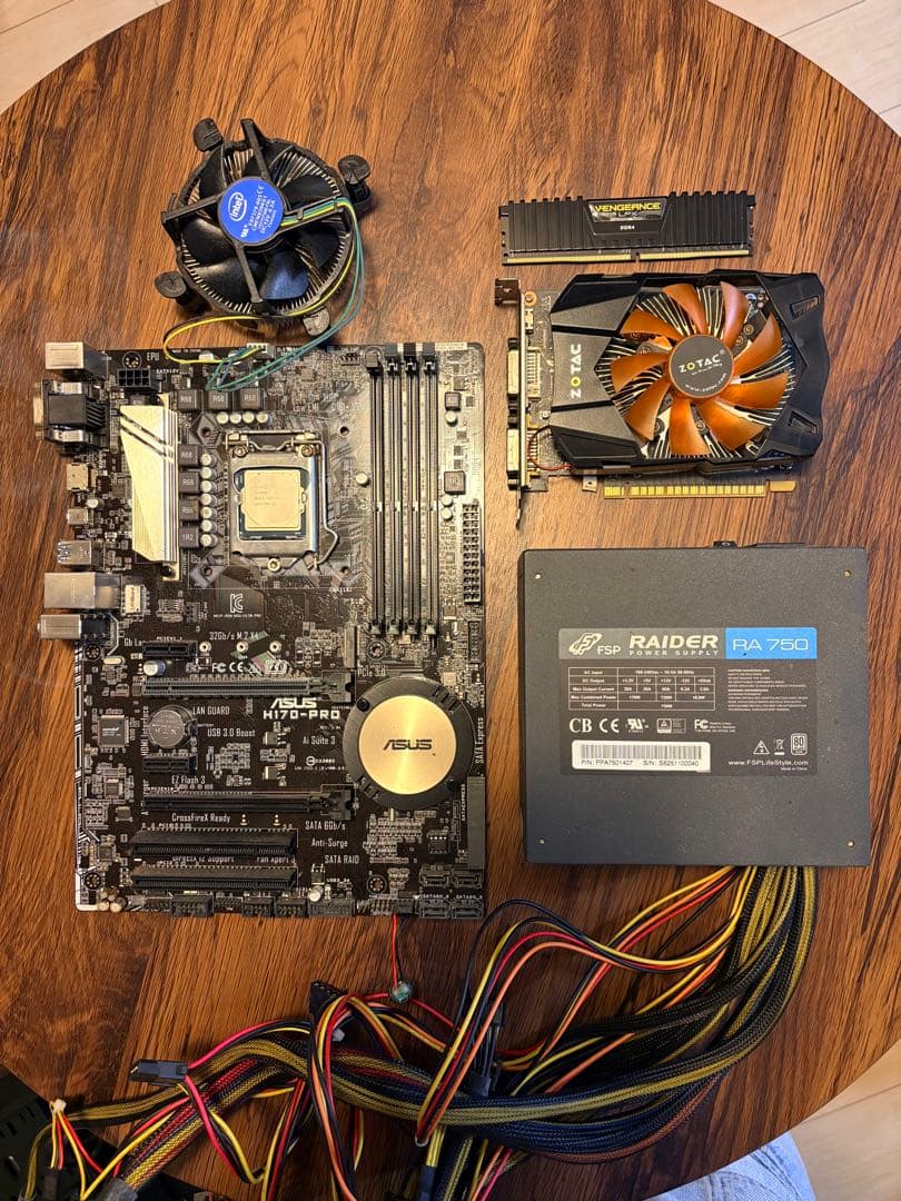 i7-4770K / i5-6500 / GTX 750 Ti / マザーボード