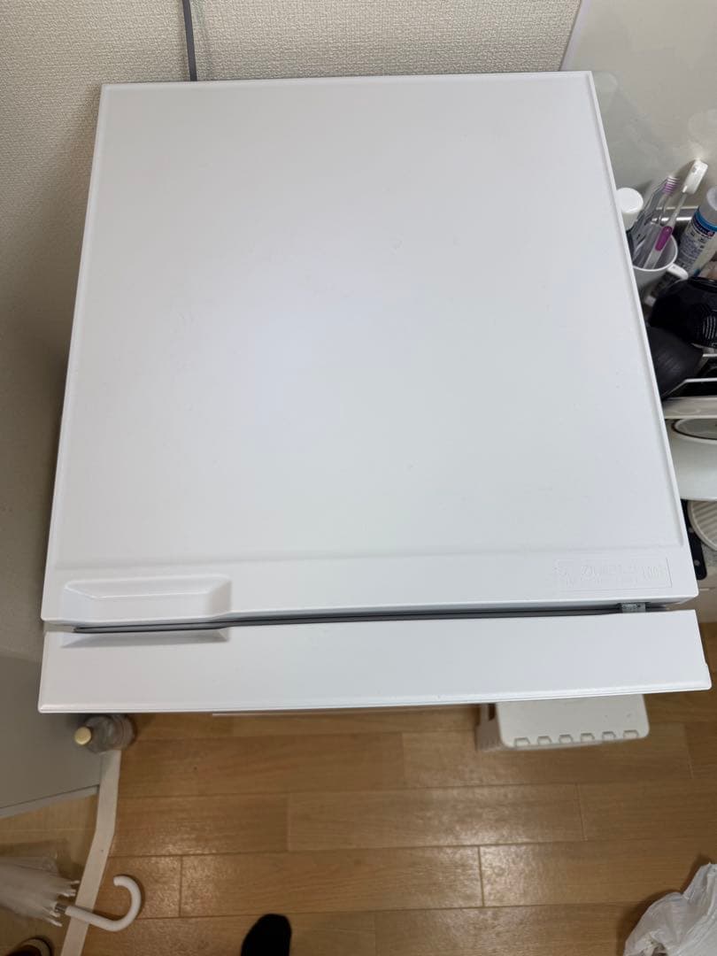 Hisense 冷凍冷蔵庫 HR-D13K5W