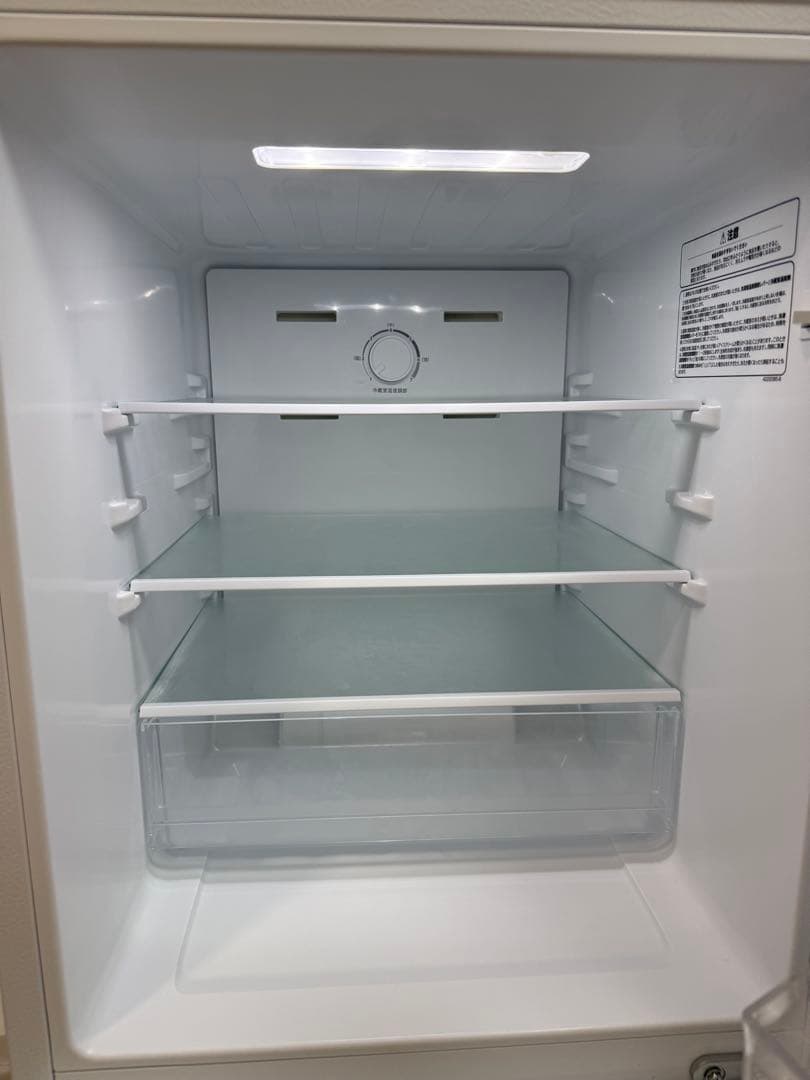 Hisense 冷凍冷蔵庫 HR-D13K5W