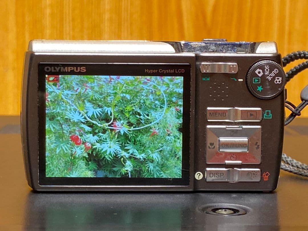 OLYMPUS デジタルカメラ 8.0メガピクセル