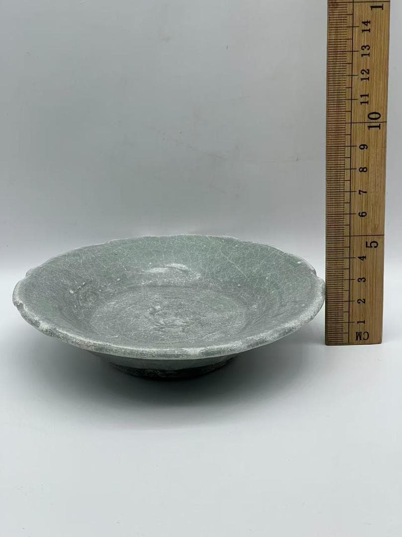 明時代 龍泉窯花口盤 青磁菊瓣口洗 文房 筆洗 茶道具菓子皿　香皿(F-141)
