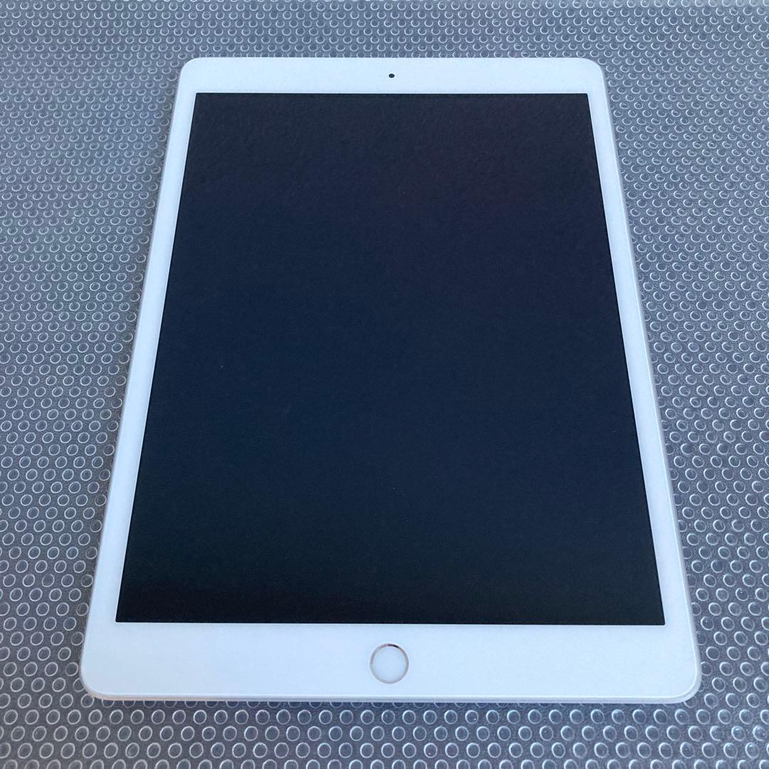 3671【早い者勝ち】電池良好☆iPad8 第8世代 32GB SIMフリー☆