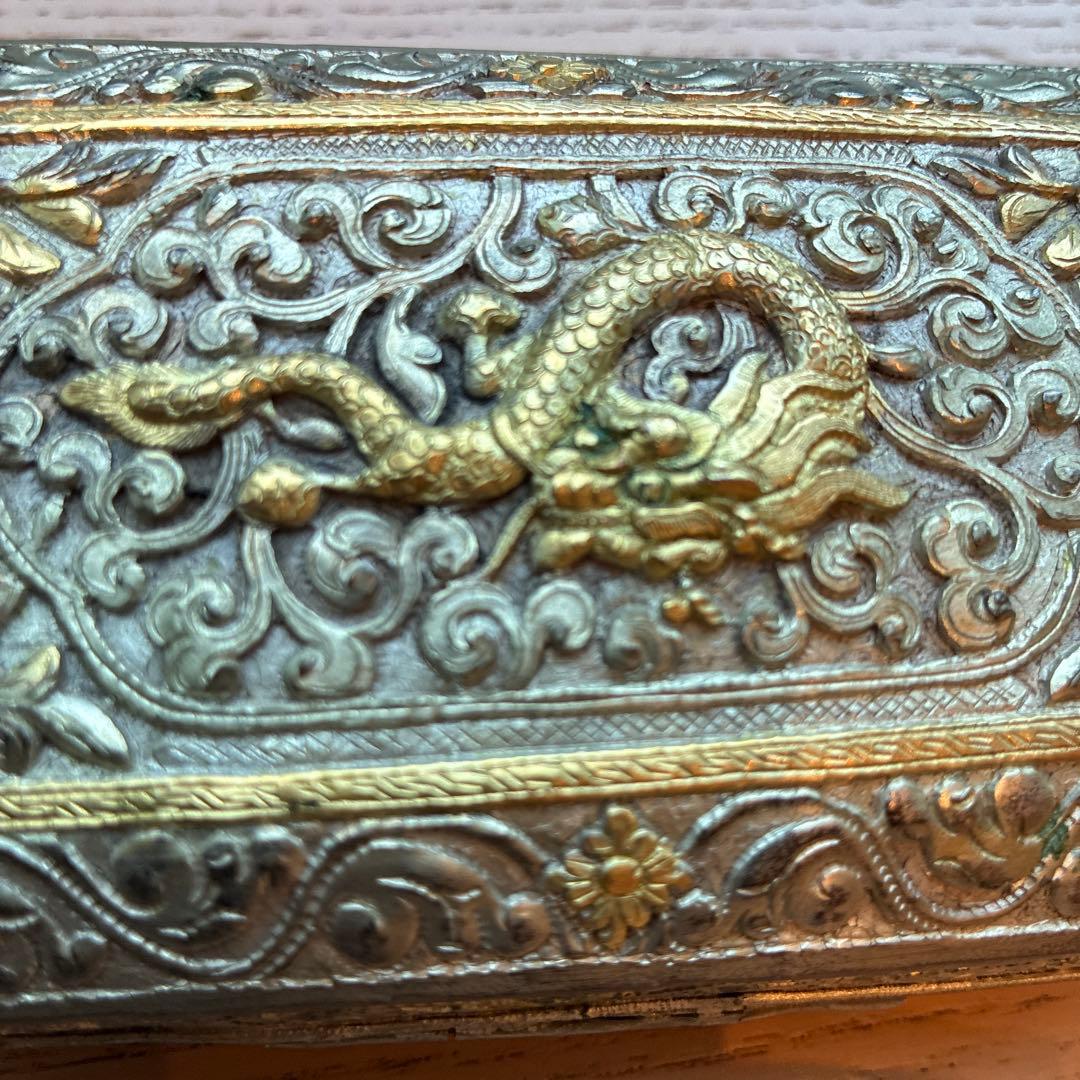 ブータン国王工芸品　小物入